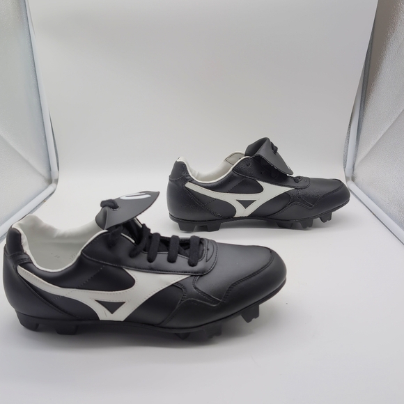 Mizuno Black and White Football Soccer Cleats Sz 10.5 NWOT - Picture 5 of 8